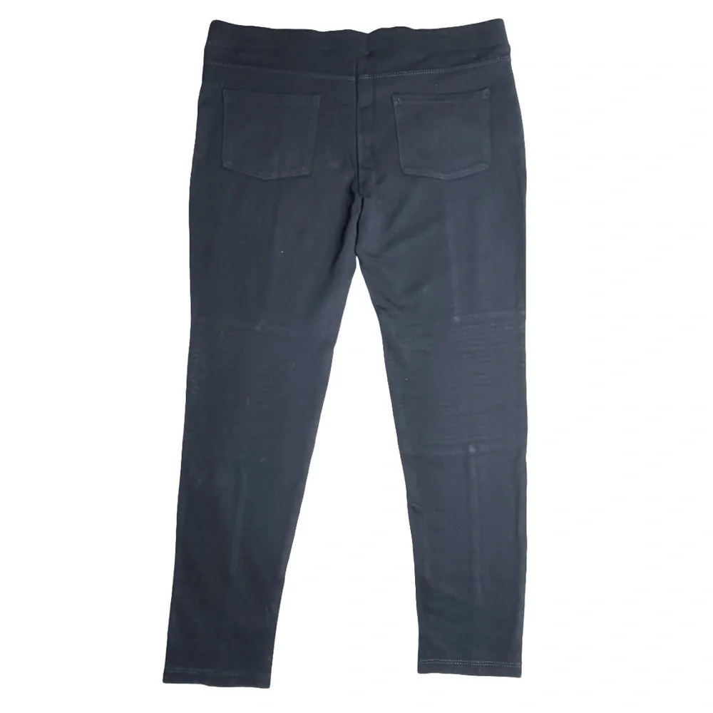 Mango official biker